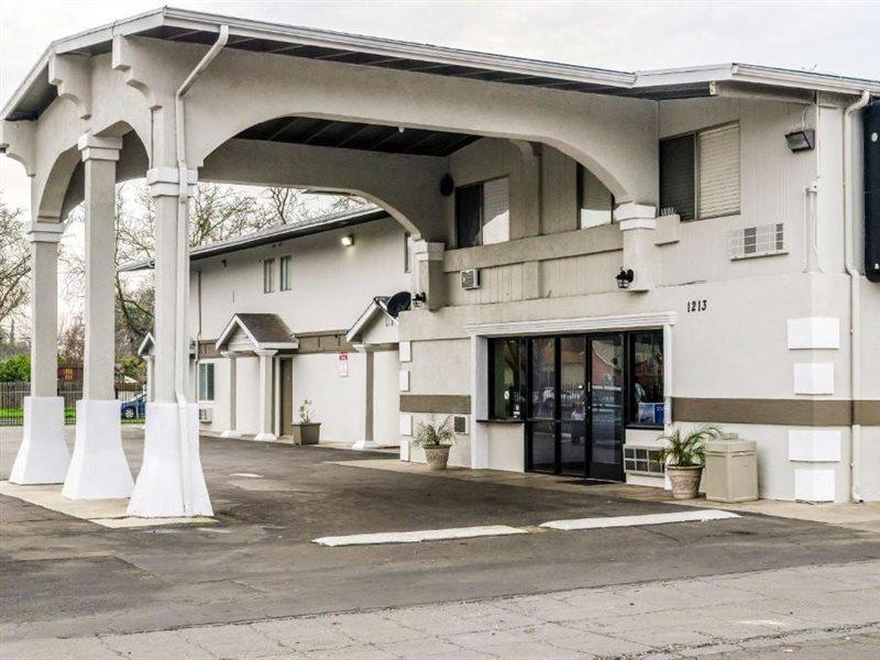 Quality Inn Merced Exteriör bild