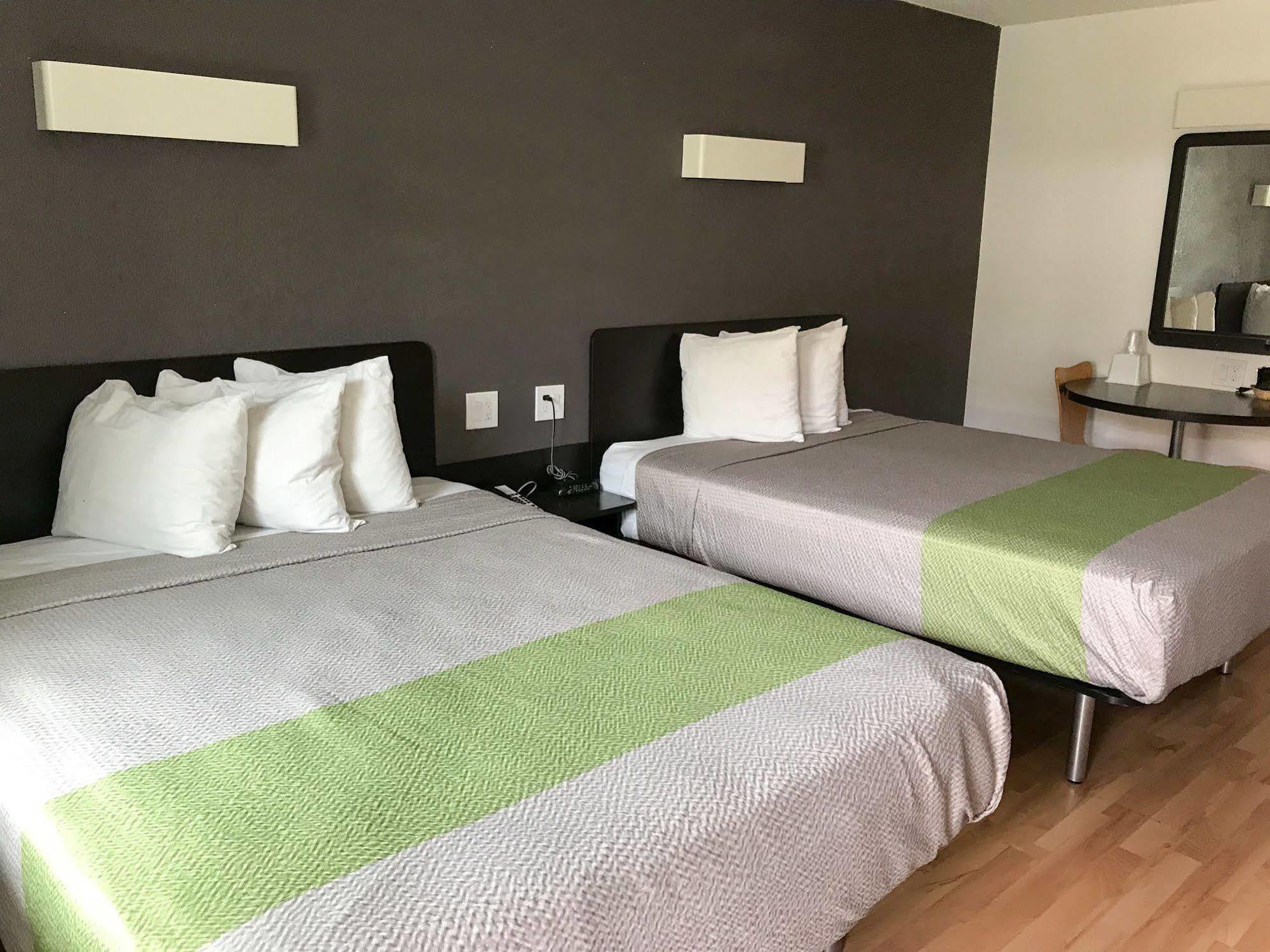Quality Inn Merced Exteriör bild