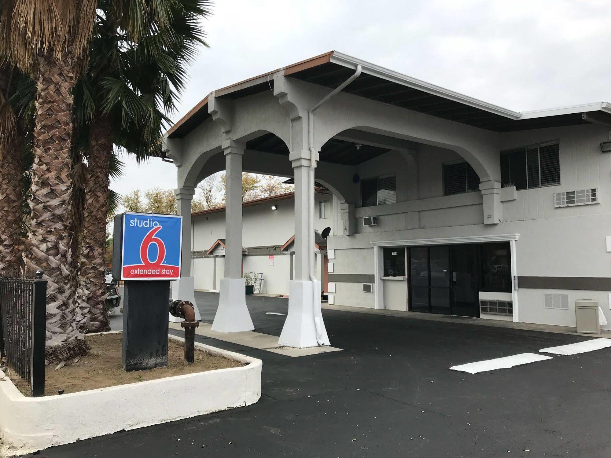 Quality Inn Merced Exteriör bild